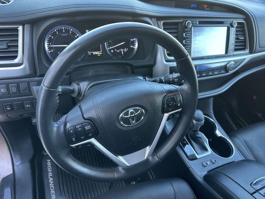 2018 Toyota HIGHLANDER Limited in Devils Lake, ND - Devils Lake Cars