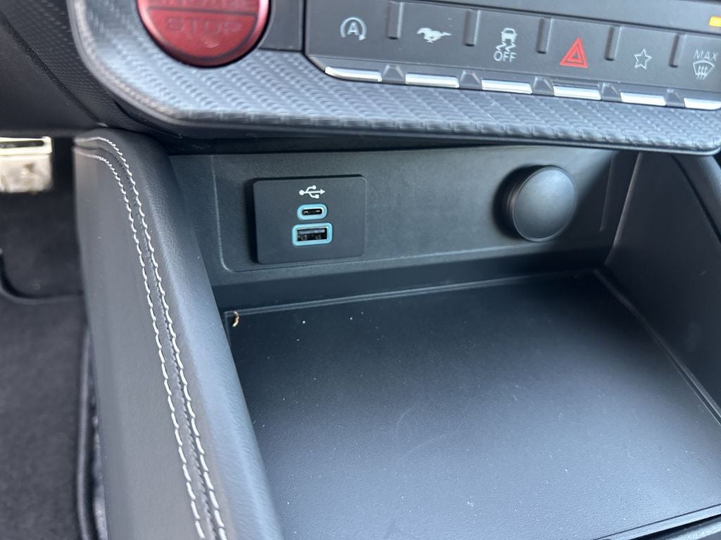 2025 Ford Mustang EcoBoost Premium