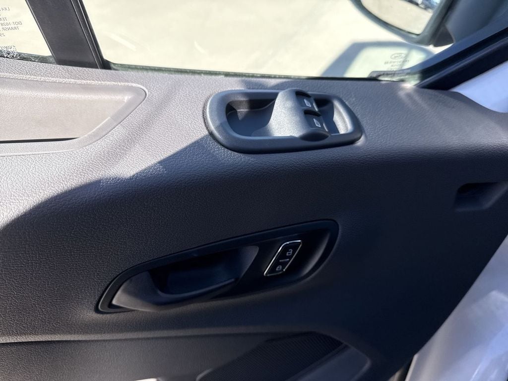 2025 Ford Transit Wagon XL