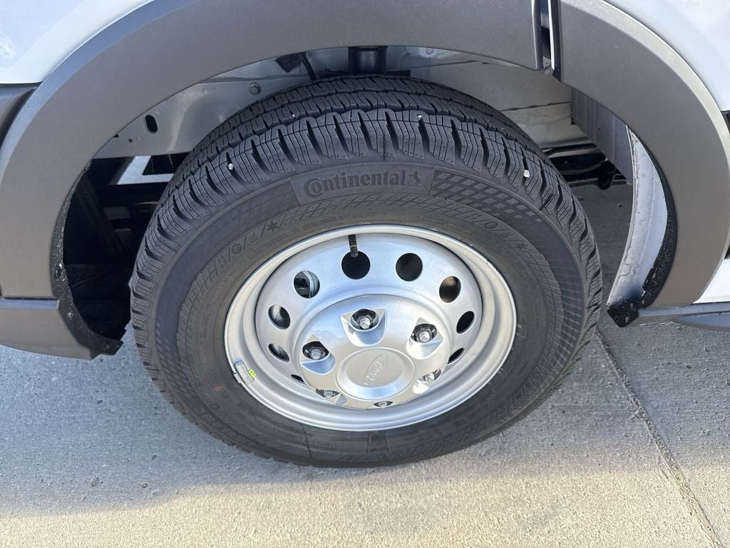 2025 Ford Transit Wagon XL