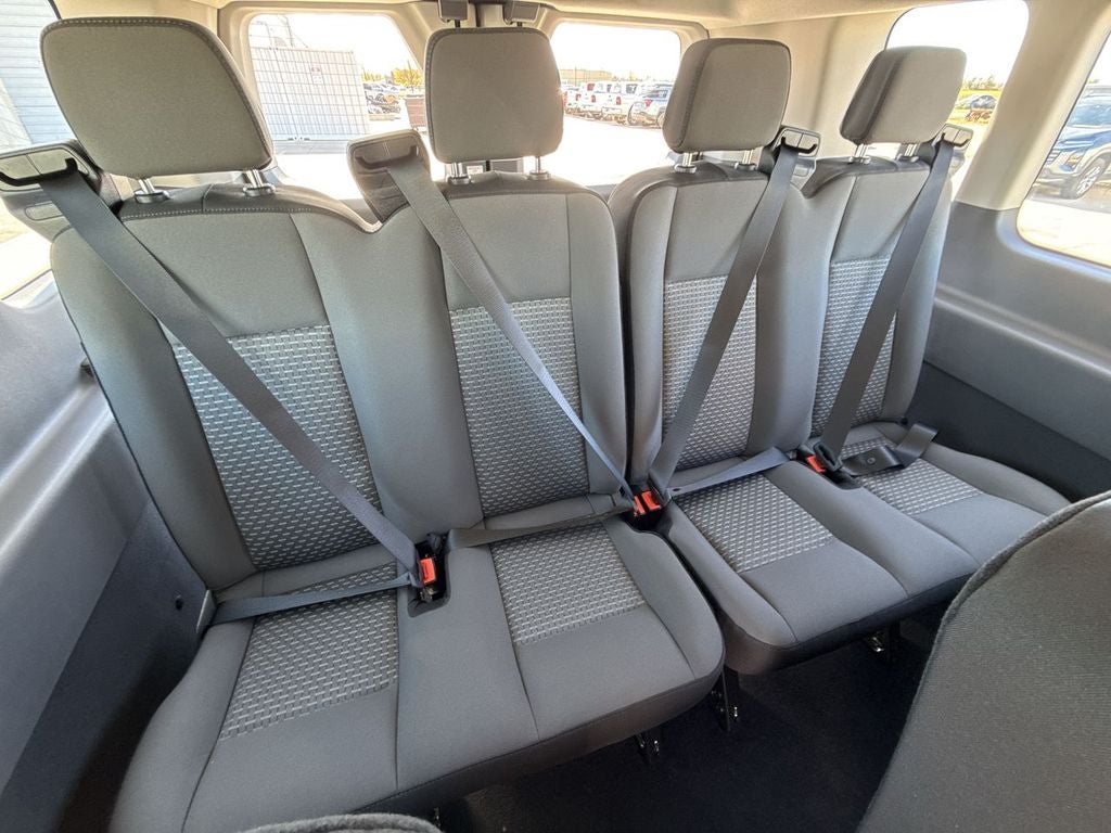 2025 Ford Transit Wagon XL