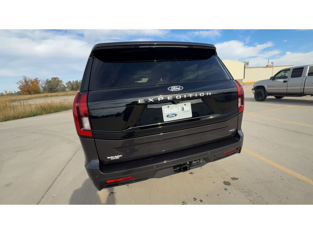 2027 Ford Expedition MAX Active