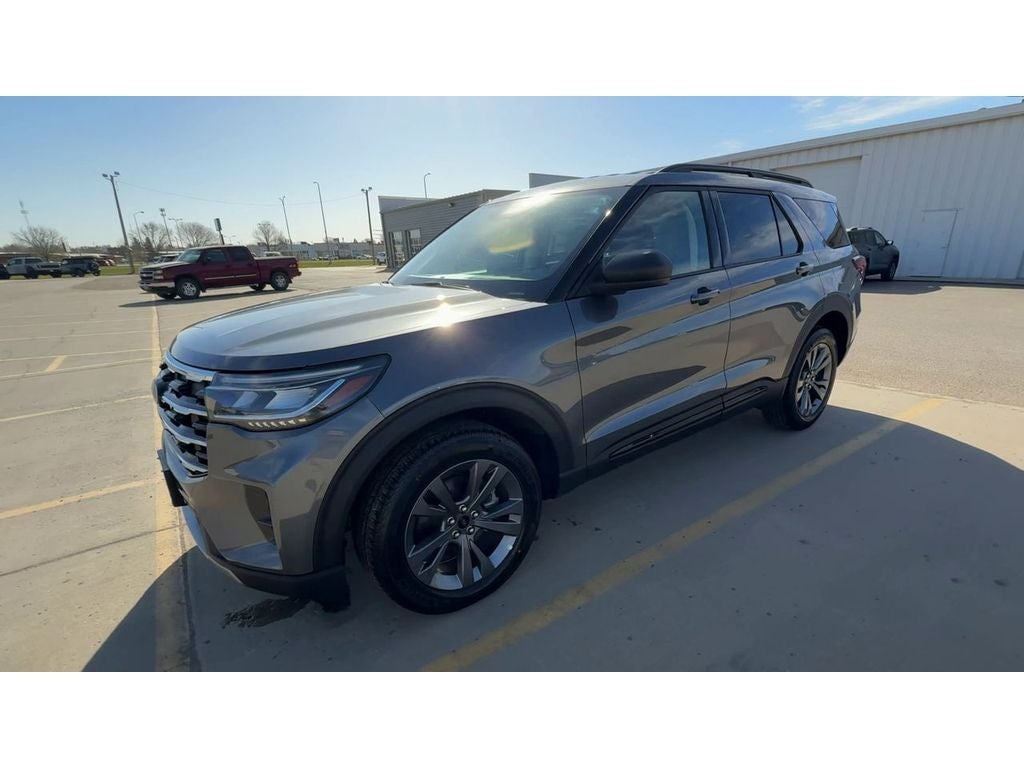 2026 Ford Explorer Active w/200A Pkg