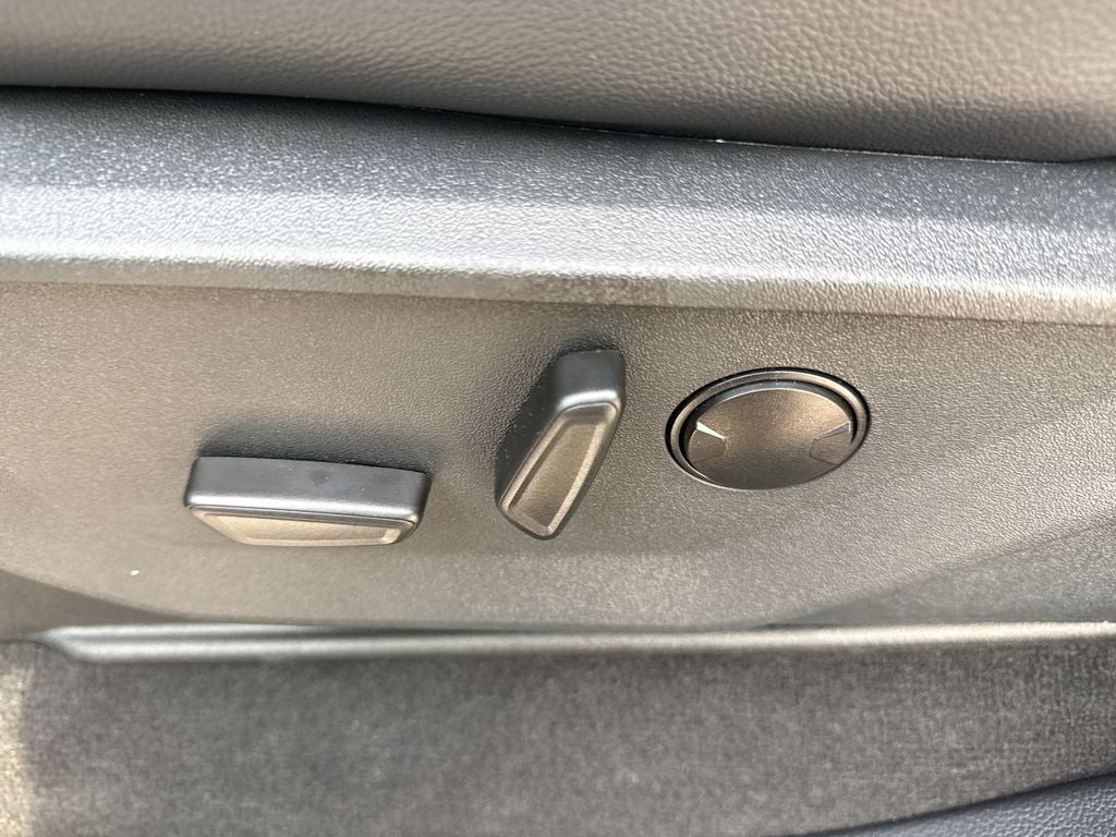 2026 Ford F-350 Lariat / Tremor