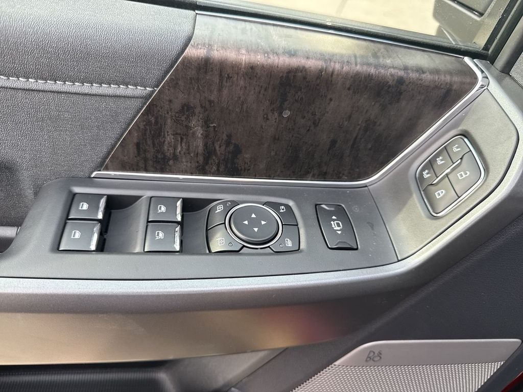 2026 Ford F-350 Lariat / Tremor