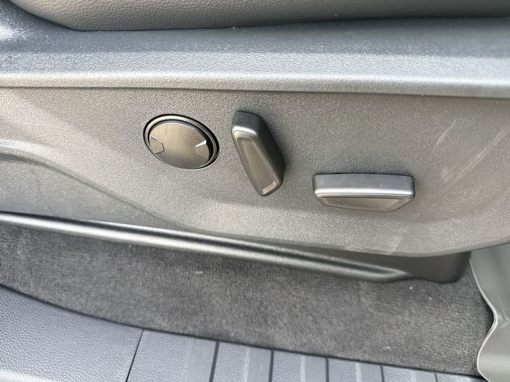 2026 Ford F-350 Lariat / Tremor
