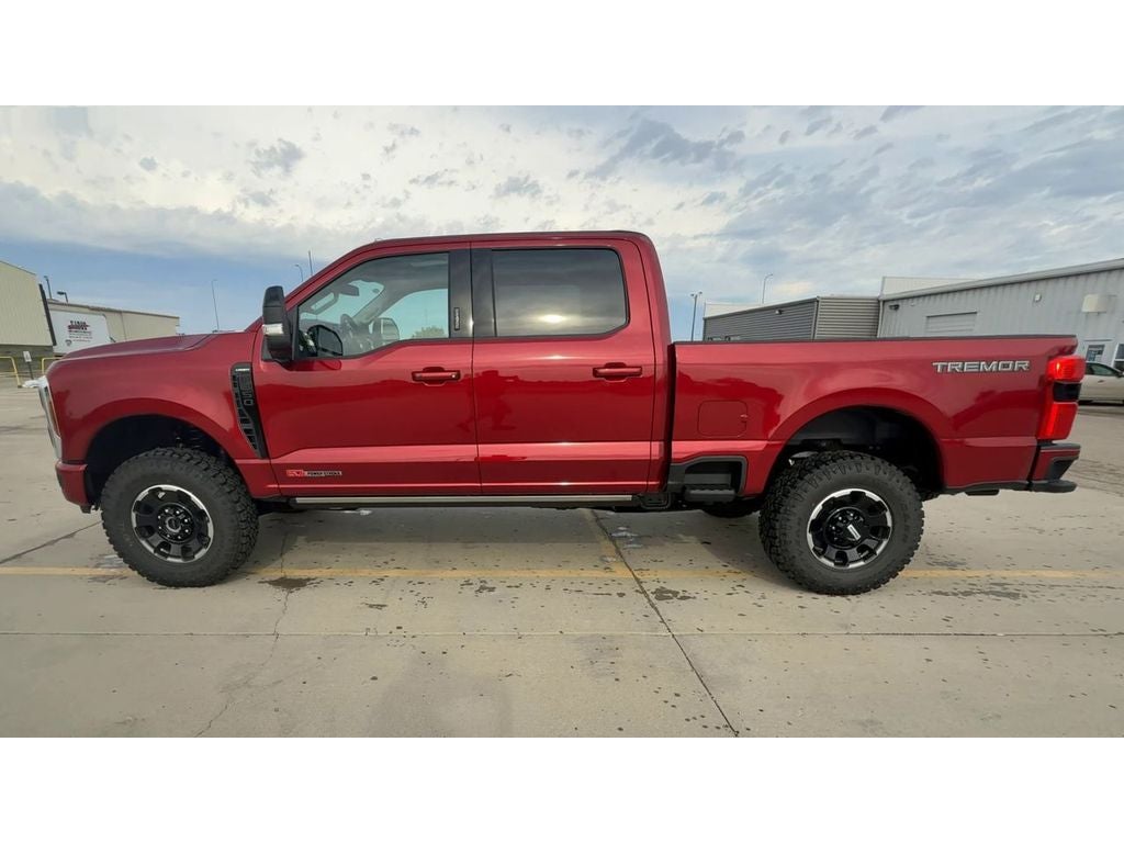 2026 Ford F-350 Lariat / Tremor