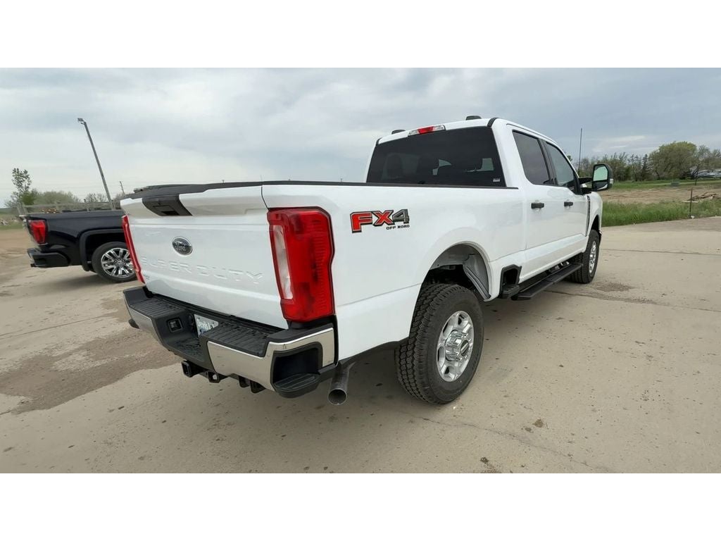 2026 Ford F-350 XLT