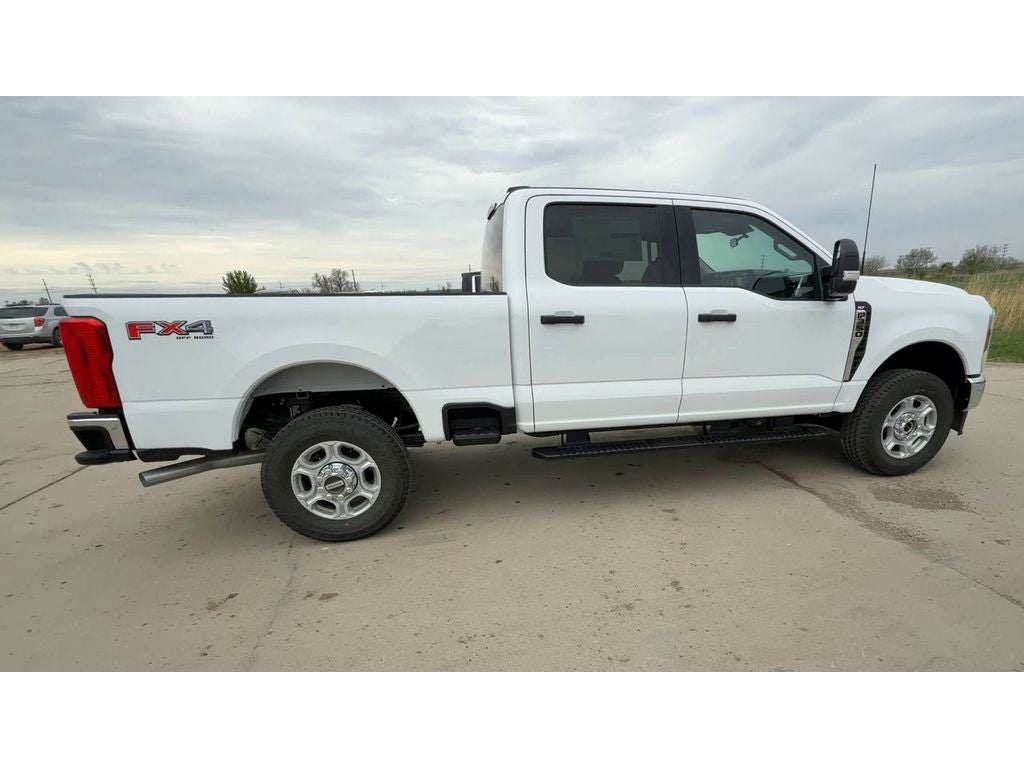 2026 Ford F-350 XLT