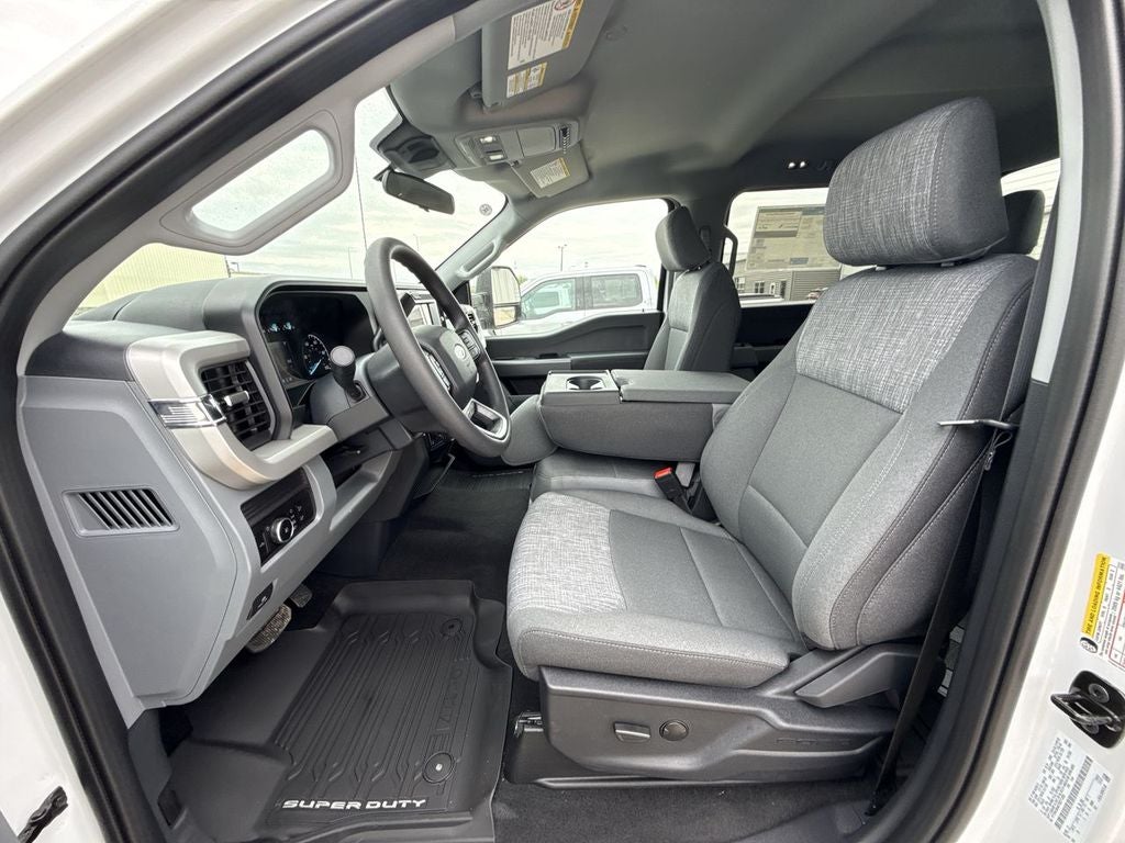 2026 Ford F-350 XLT