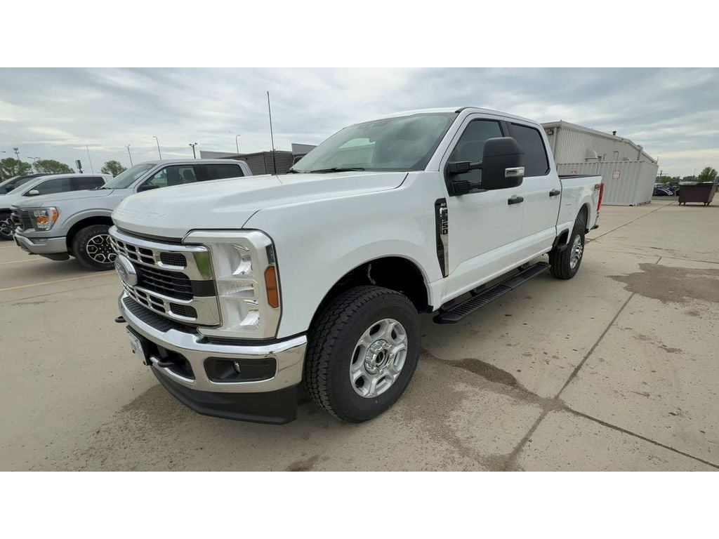 2026 Ford F-350 XLT