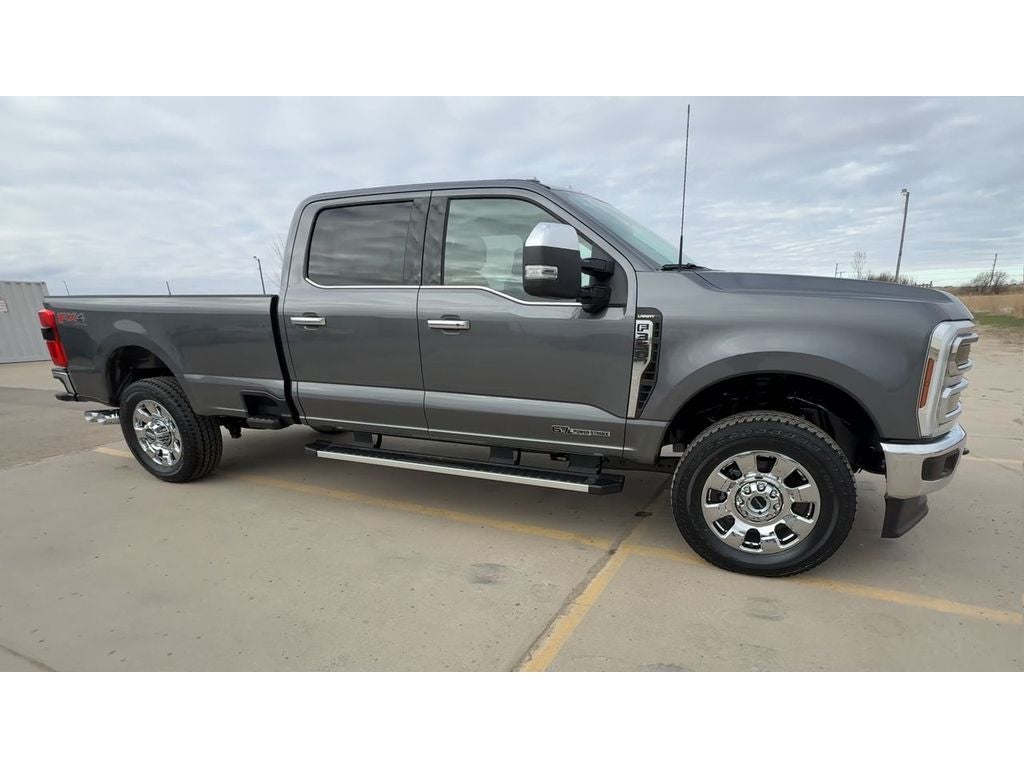 2026 Ford F-350 Lariat