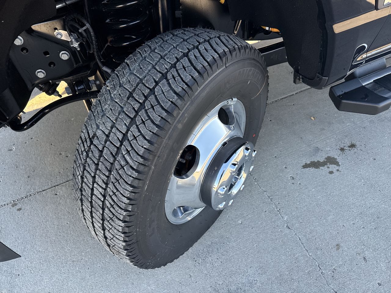 2027 Ford F-350 King Ranch