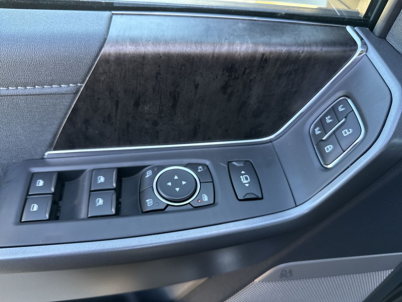 2027 Ford F-350 King Ranch