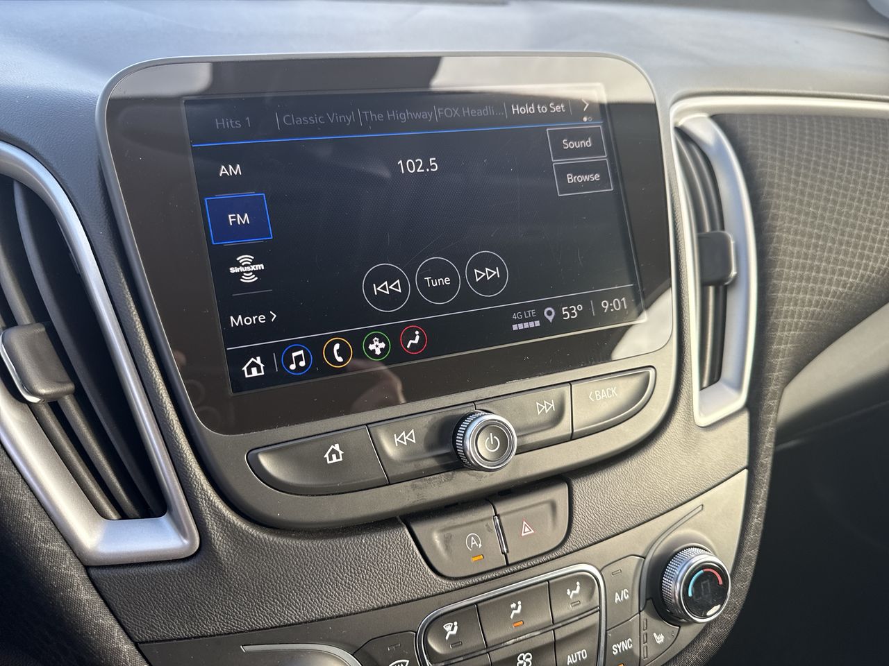 2025 Chevrolet Malibu LT