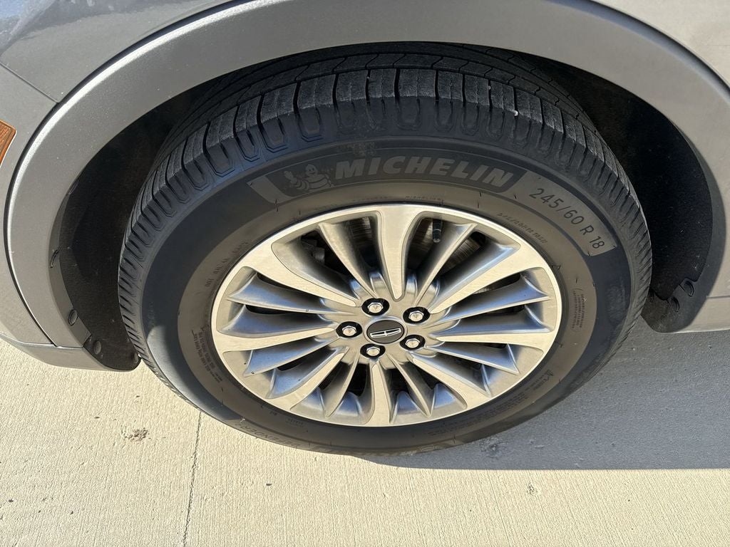 2022 Lincoln Nautilus Reserve