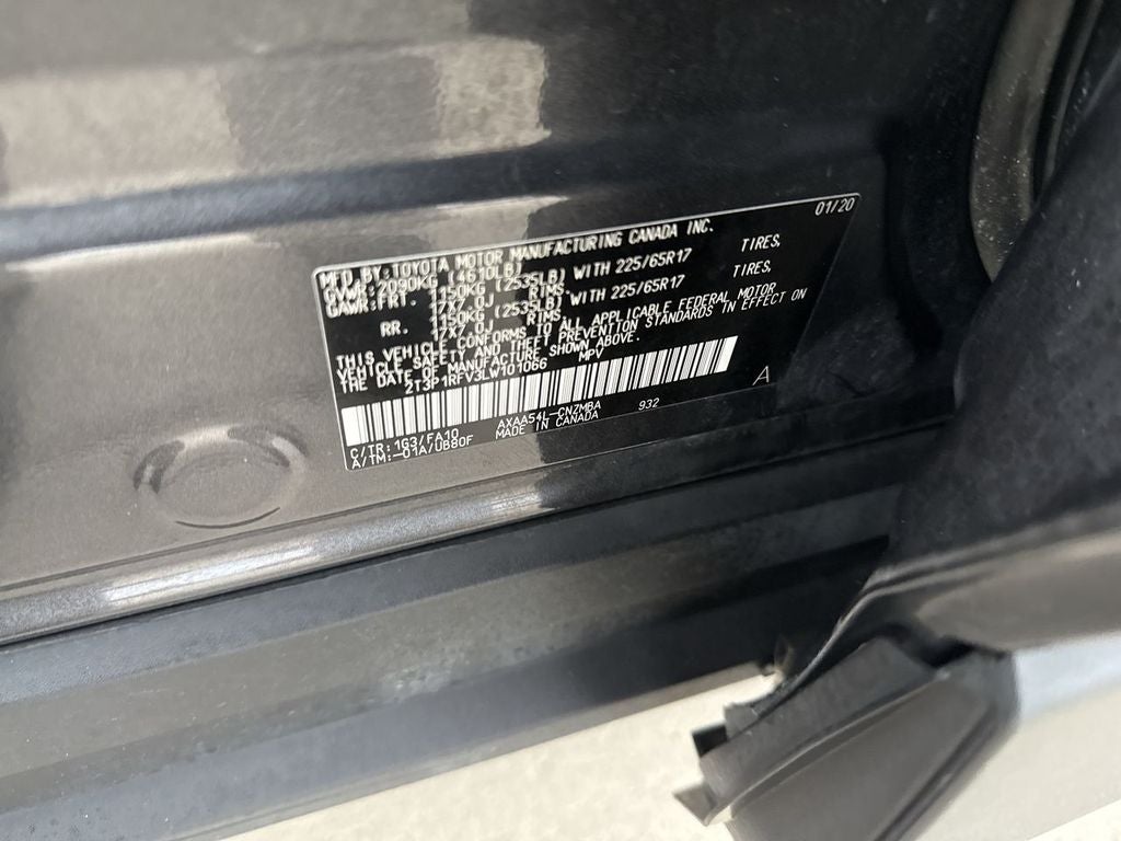 2020 Toyota RAV4 XLE