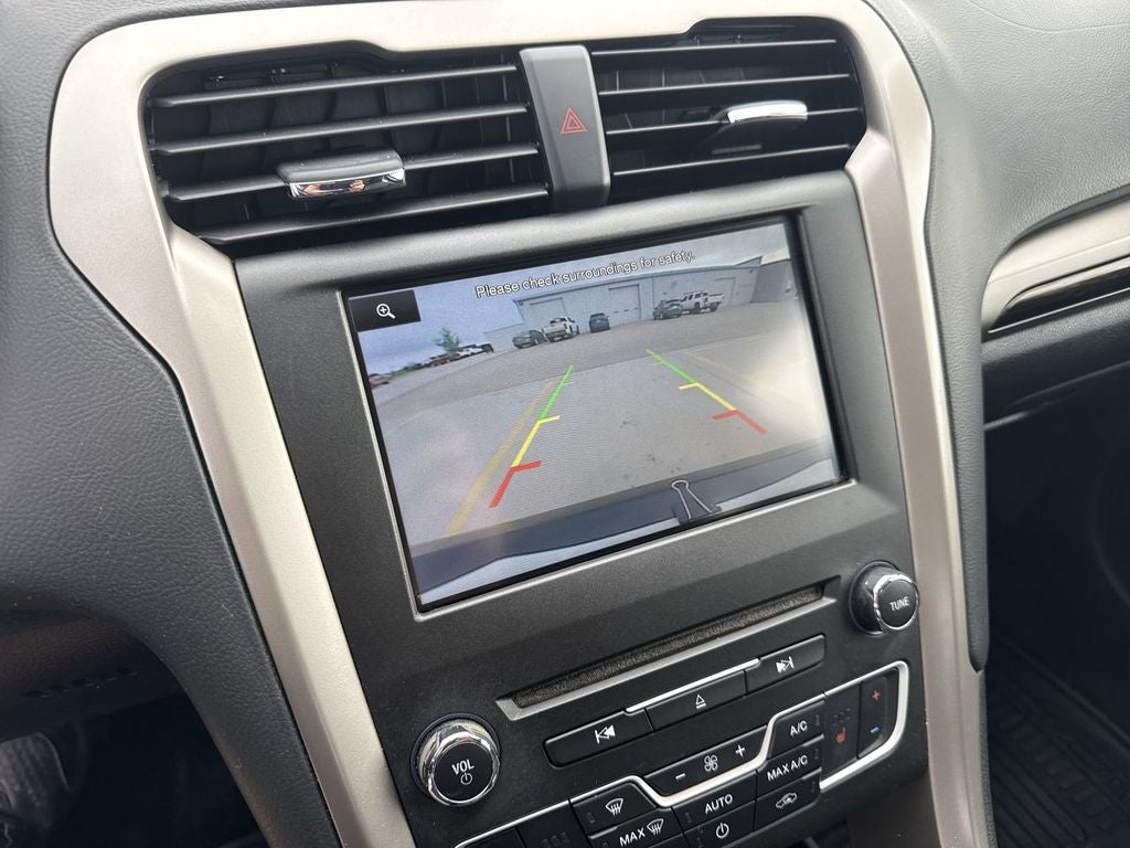 2016 Ford Fusion SE