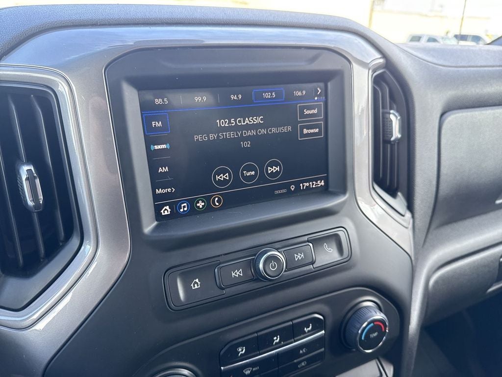 2021 Chevrolet Silverado Custom