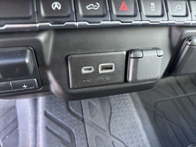 2021 Chevrolet Silverado Custom