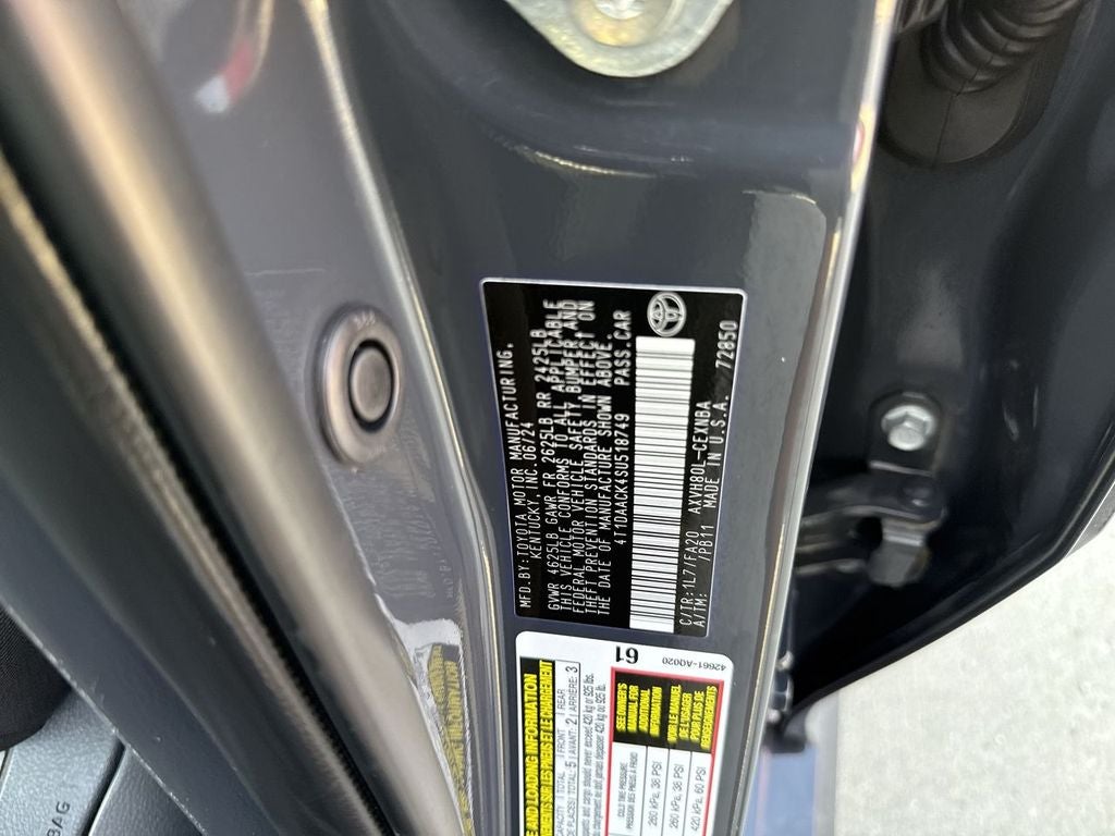 2025 Toyota Camry Hybrid LE
