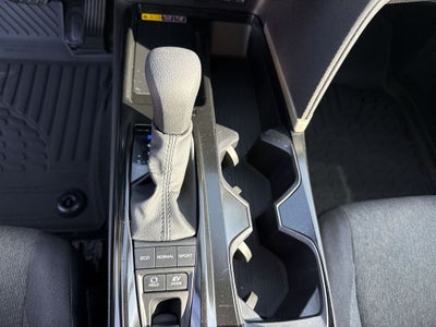 2025 Toyota Camry Hybrid LE