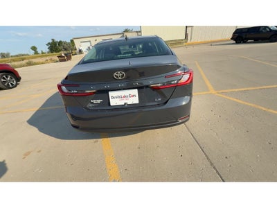 2025 Toyota Camry Hybrid LE
