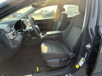 2025 Toyota Camry Hybrid LE
