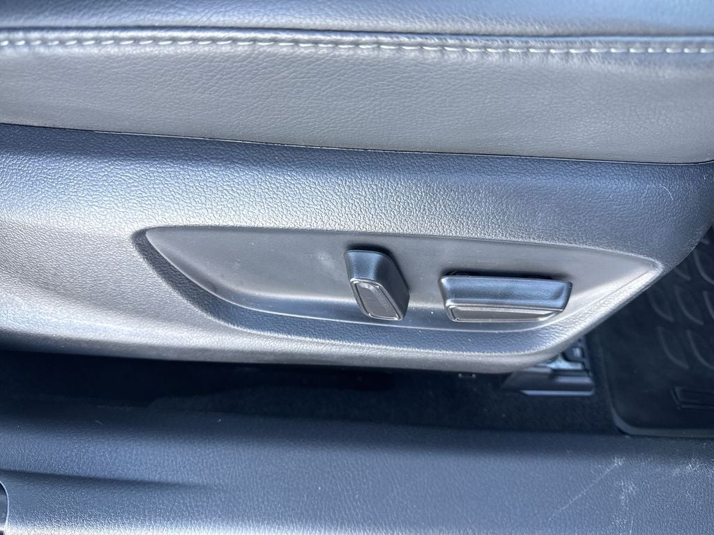 2023 Toyota Camry Hybrid Hybrid XLE