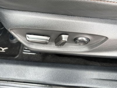 2020 Toyota Camry Hybrid Hybrid XLE