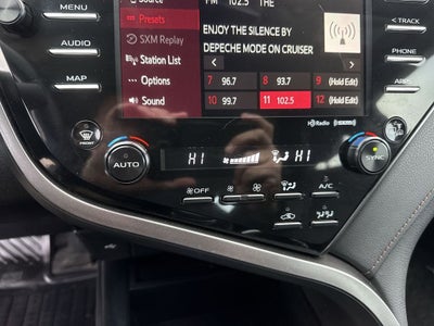 2020 Toyota Camry Hybrid Hybrid XLE