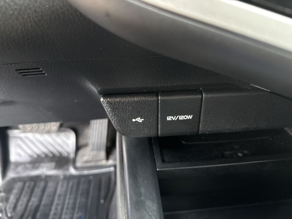 2020 Toyota Camry Hybrid Hybrid XLE