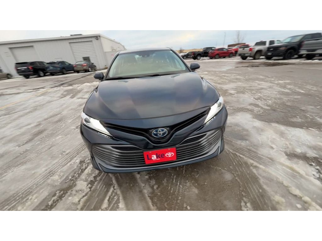 2020 Toyota Camry Hybrid Hybrid XLE