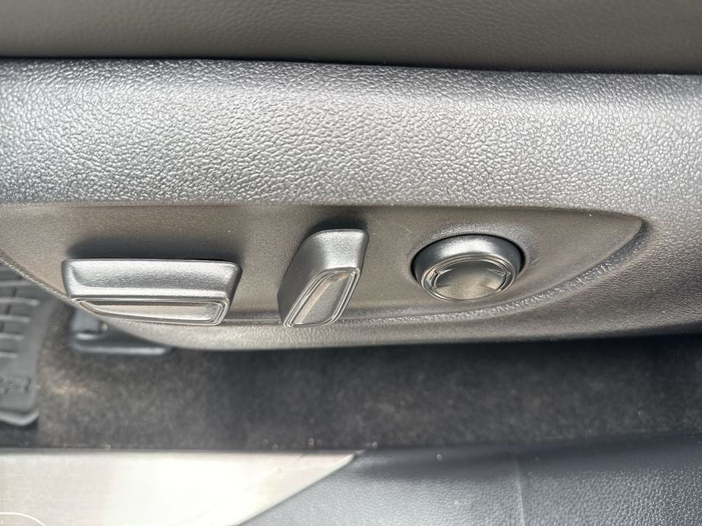 2025 Toyota Highlander Hybrid Hybrid Platinum