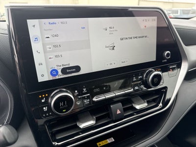 2025 Toyota Highlander Hybrid Hybrid Platinum