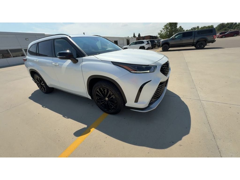2023 Toyota Highlander XSE