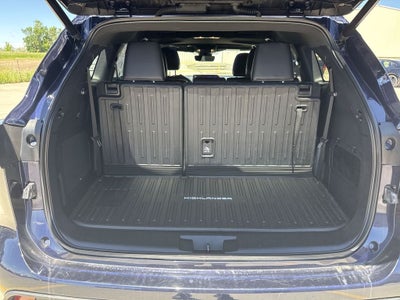 2023 Toyota Highlander XSE