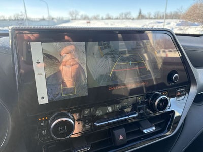 2023 Toyota Highlander Platinum