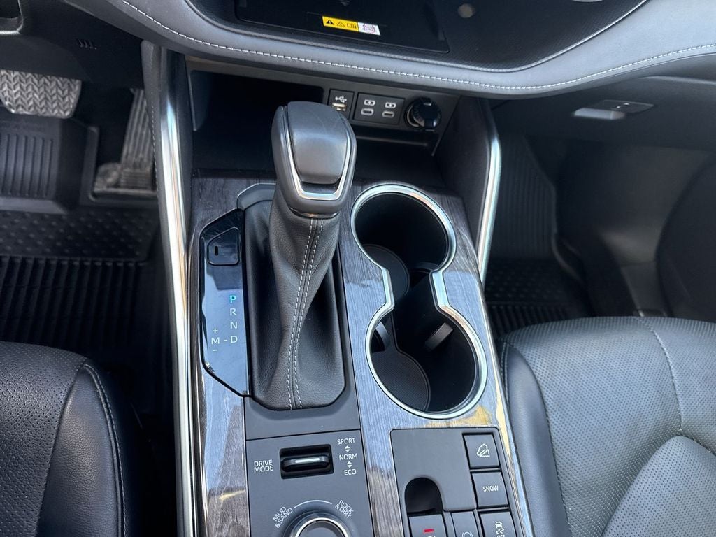 2023 Toyota Highlander Platinum