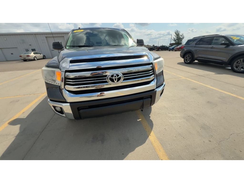 2017 Toyota Tundra SR5