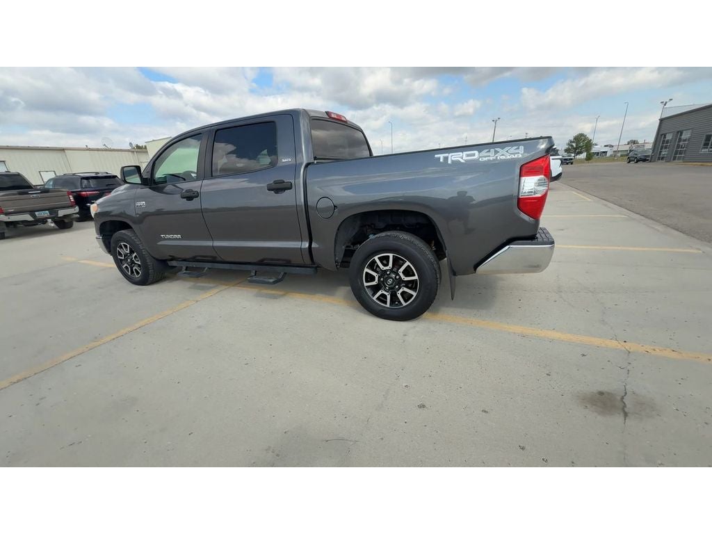 2017 Toyota Tundra SR5