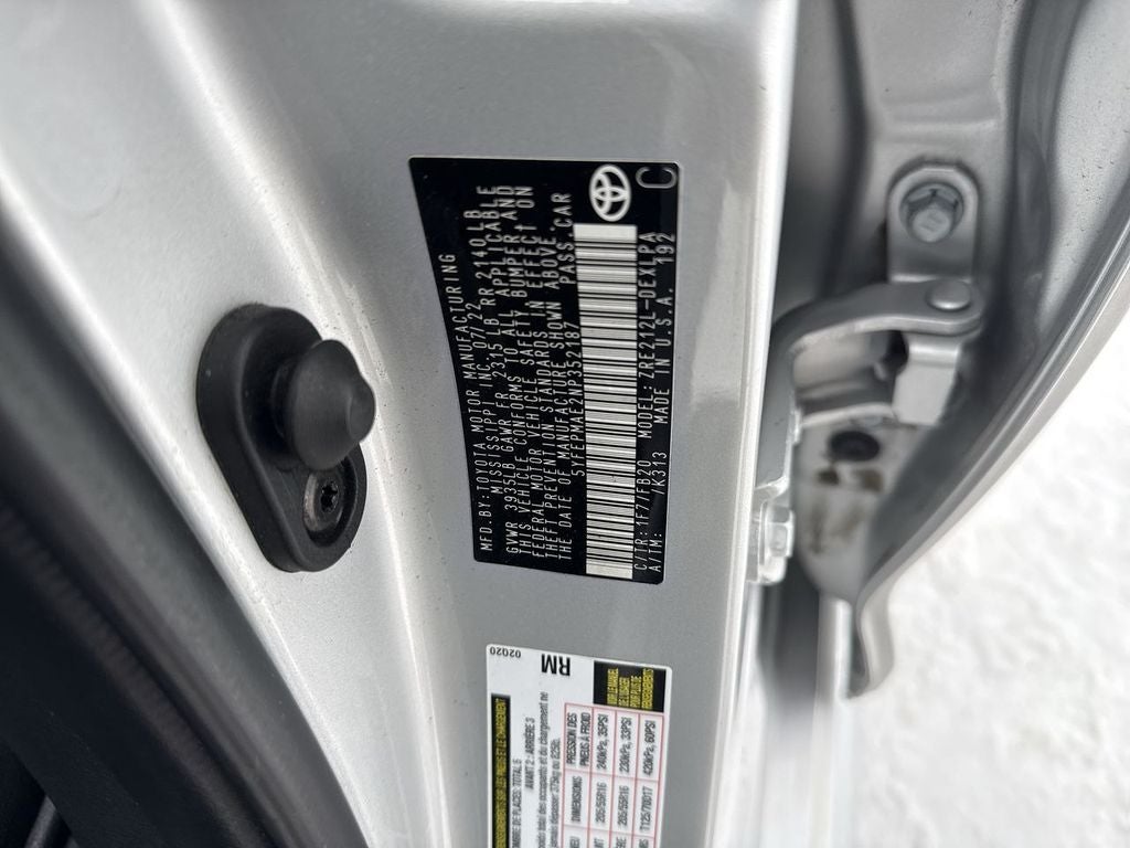 2022 Toyota Corolla LE