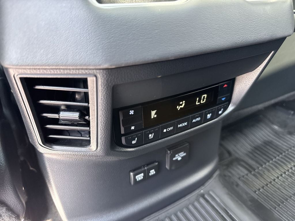 2024 Toyota Sequoia Platinum