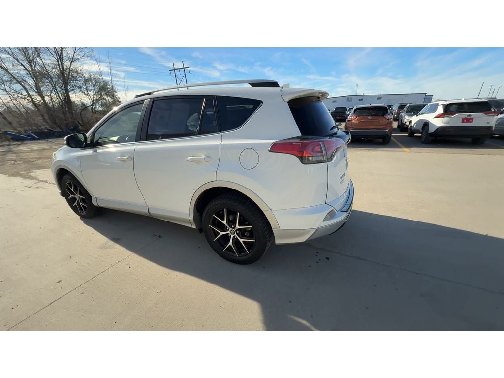 2016 Toyota RAV4 SE