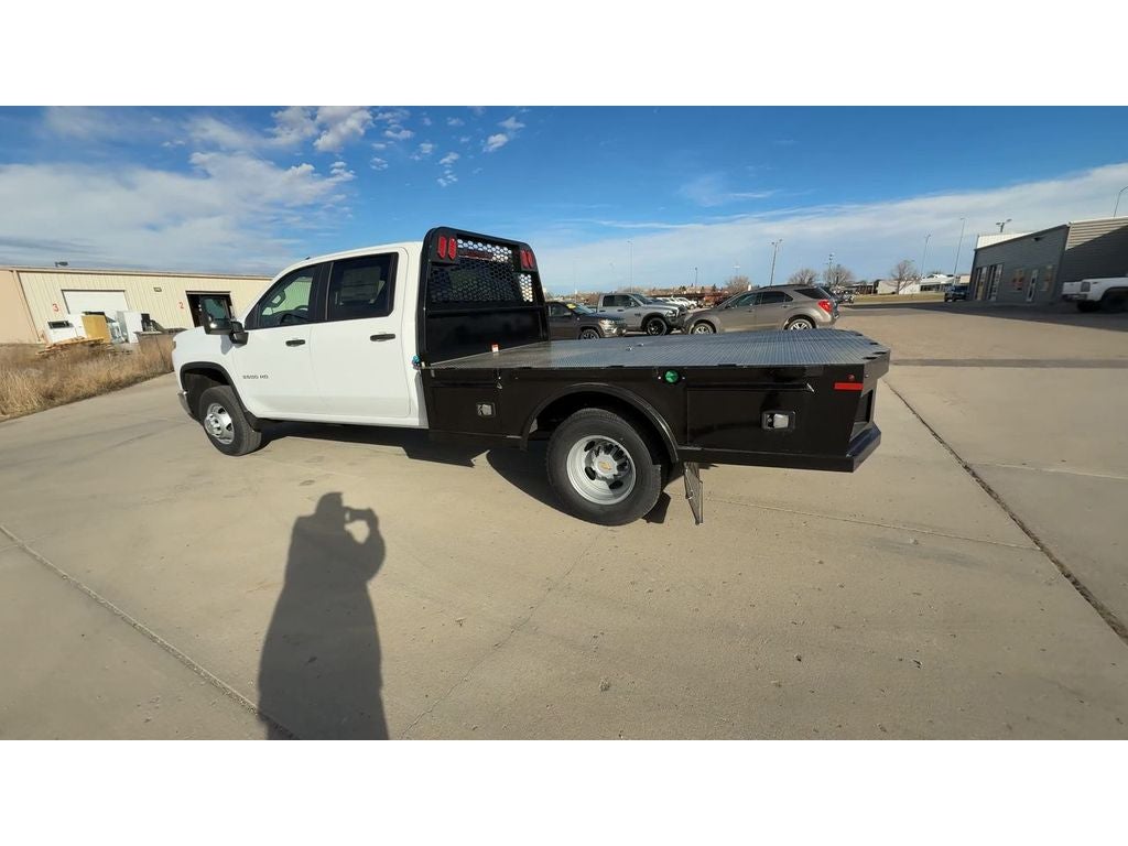 2025 Chevrolet Silverado 3500 HD Chassis Cab Work Truck