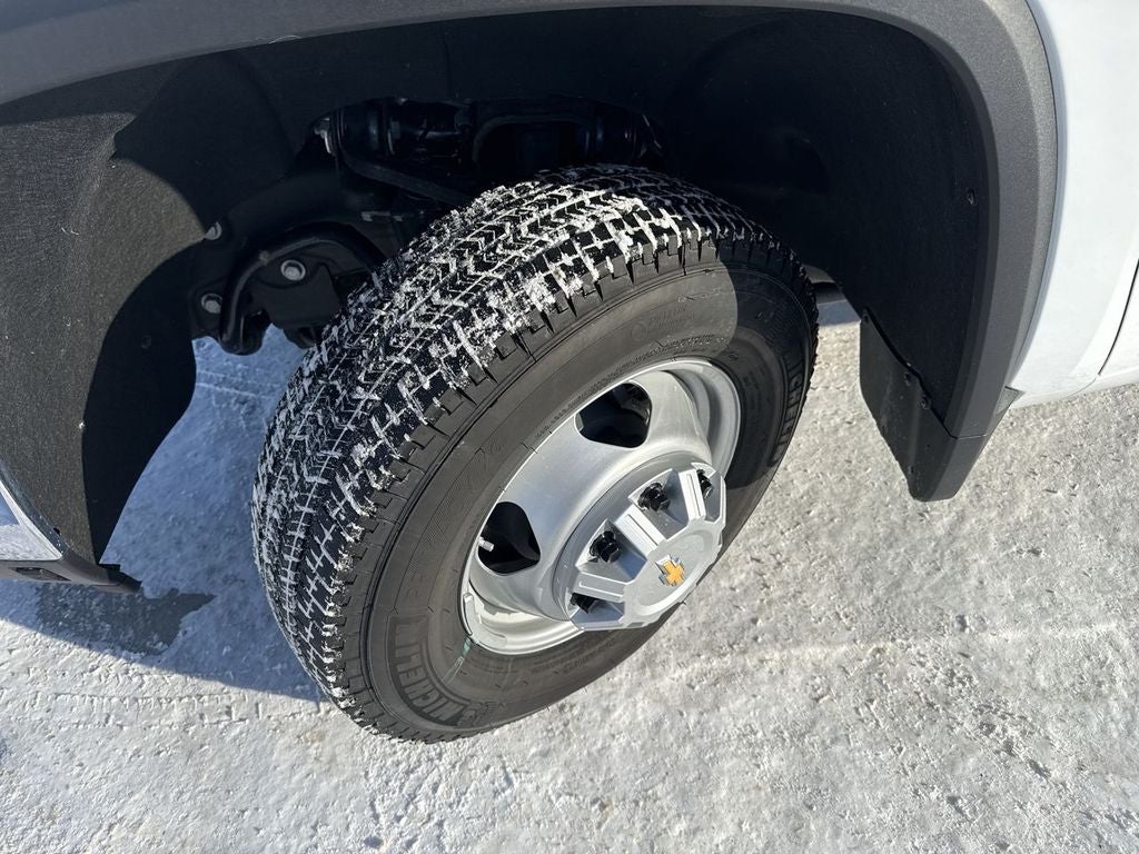 2025 Chevrolet Silverado 3500 HD Chassis Cab Work Truck