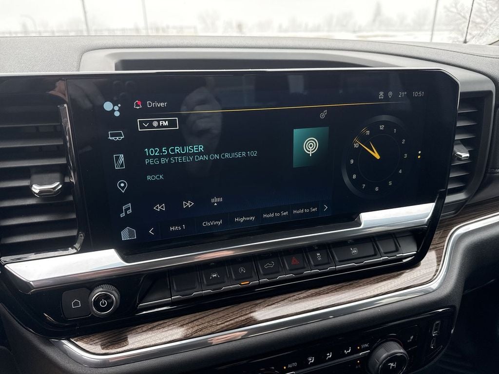 2025 Chevrolet Silverado 1500 LT