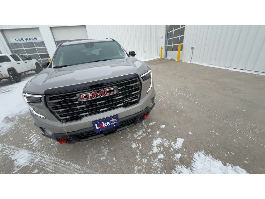 2026 GMC Acadia AT4