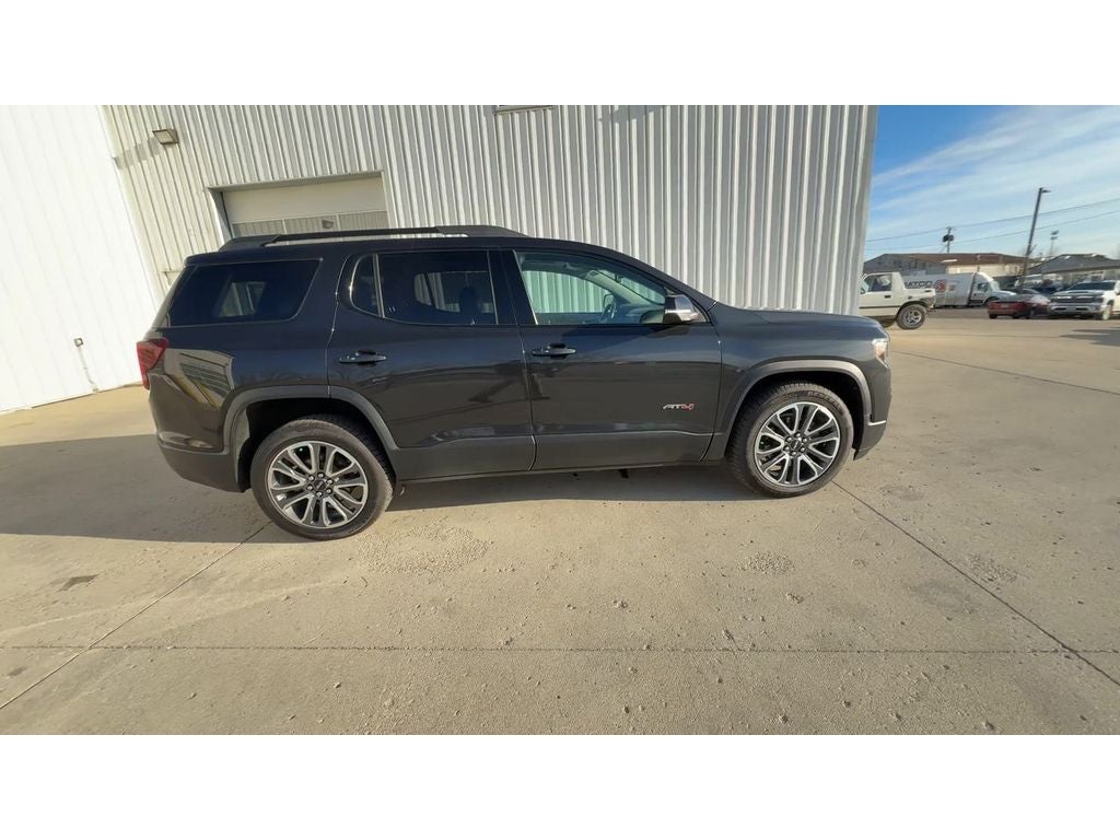 2020 GMC Acadia AT4