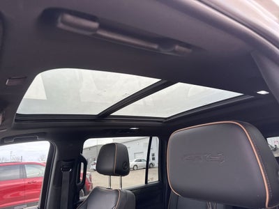 2023 GMC Yukon XL AT4